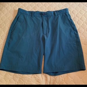 Blue Vineyard Vines breaker short
